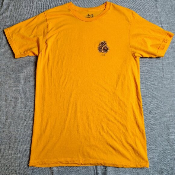 Lost Enterprises T Shirt Size Medium Yellow Sunflower Skull Skateboard Surfing - Picture 1 of 9